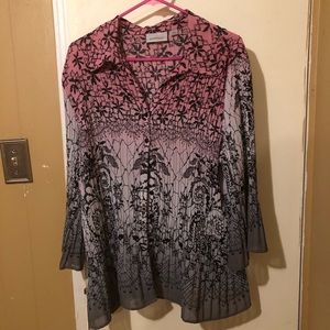 Women’s Long Sleeve Blouse. Floral Designs 18/20
